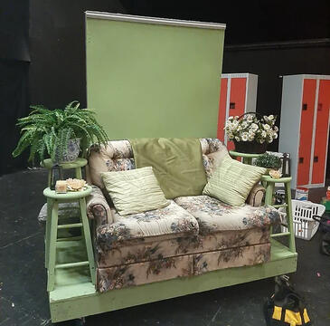 Eloise's Home INT
